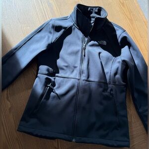 The North Face Women’s Windwall Jacket - Black  | Size M